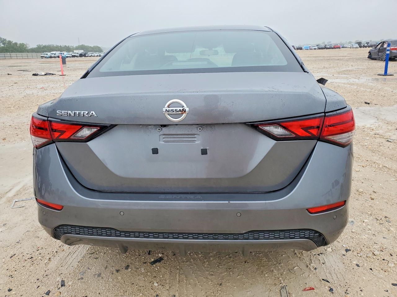 2022 Nissan Sentra S - zdjęcie 6