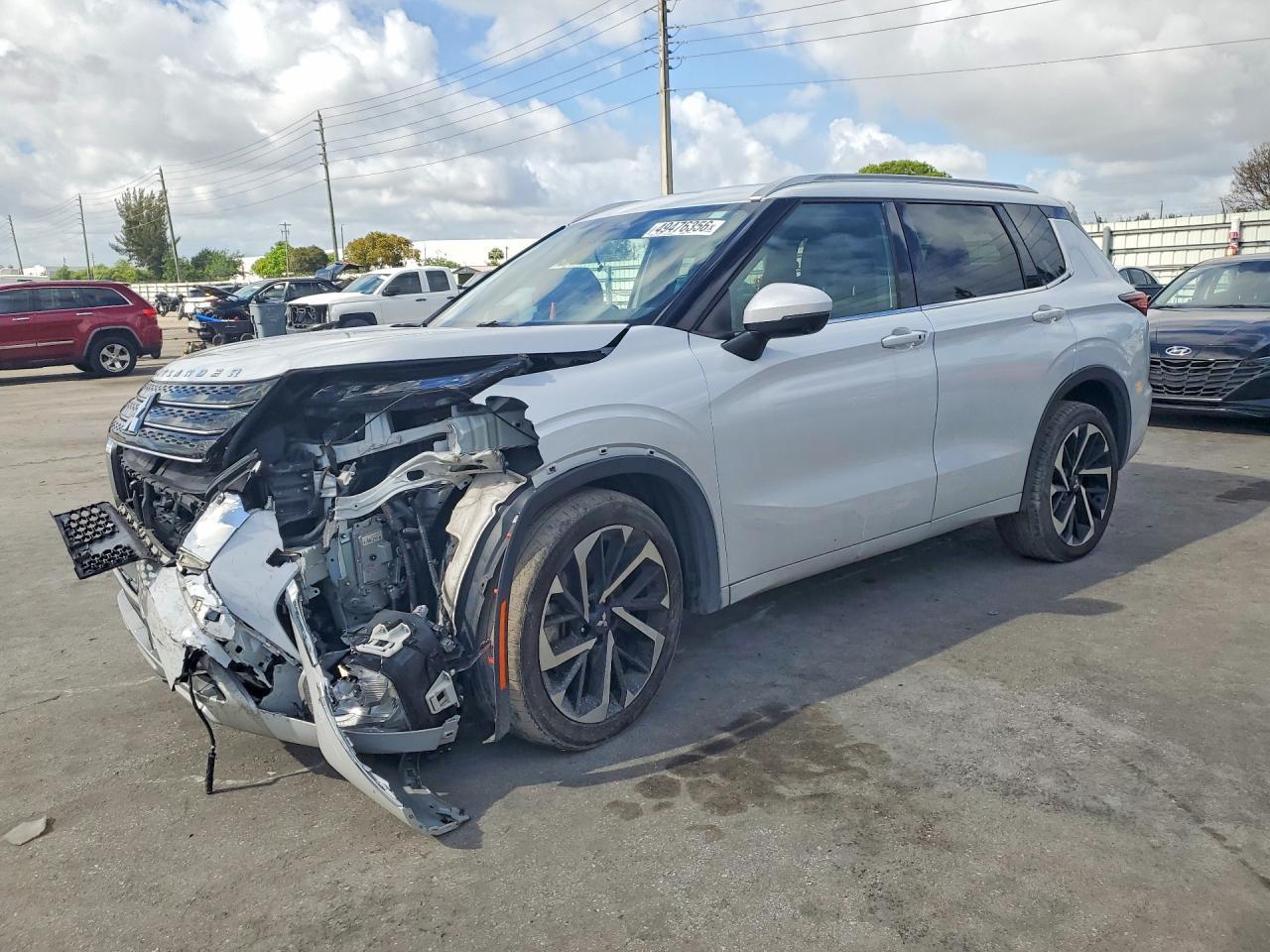2022 Mitsubishi Outlander Sel - zdjęcie główne