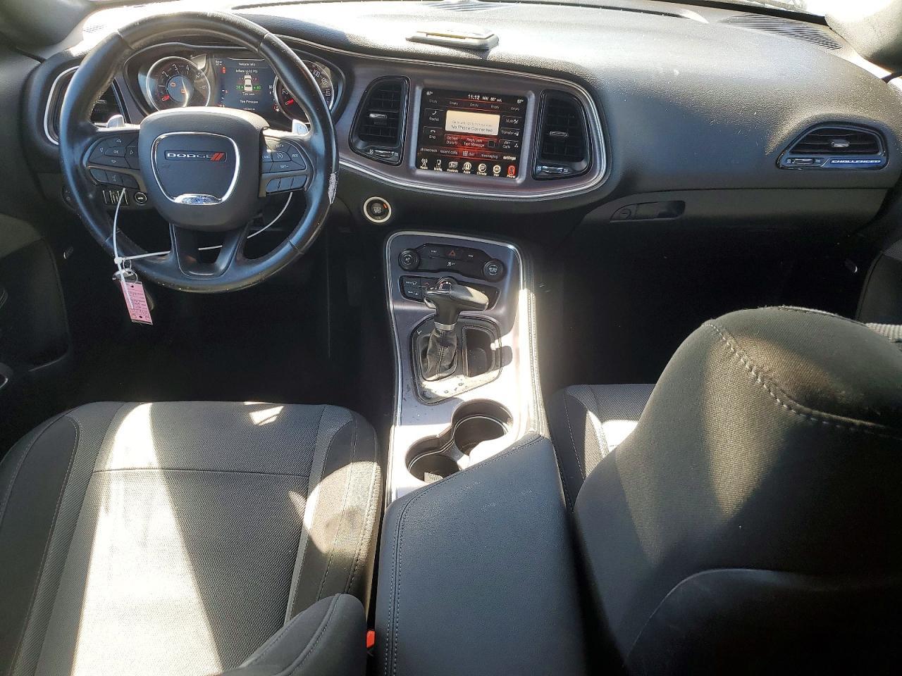2016 Dodge Challenger Sxt - zdjęcie 8
