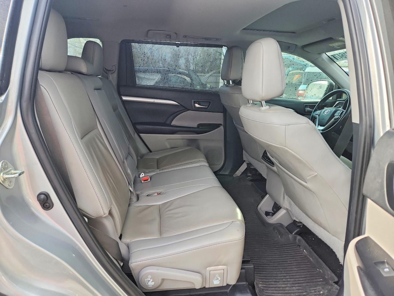 2019 Toyota Highlander Xle - zdjęcie 11