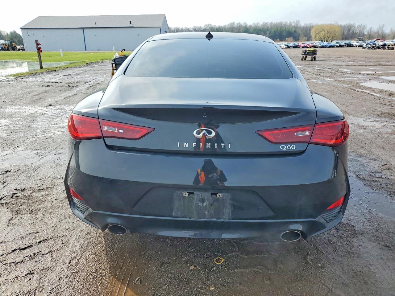 2018 Infiniti Q60 3.0T Luxe - zdjęcie 6