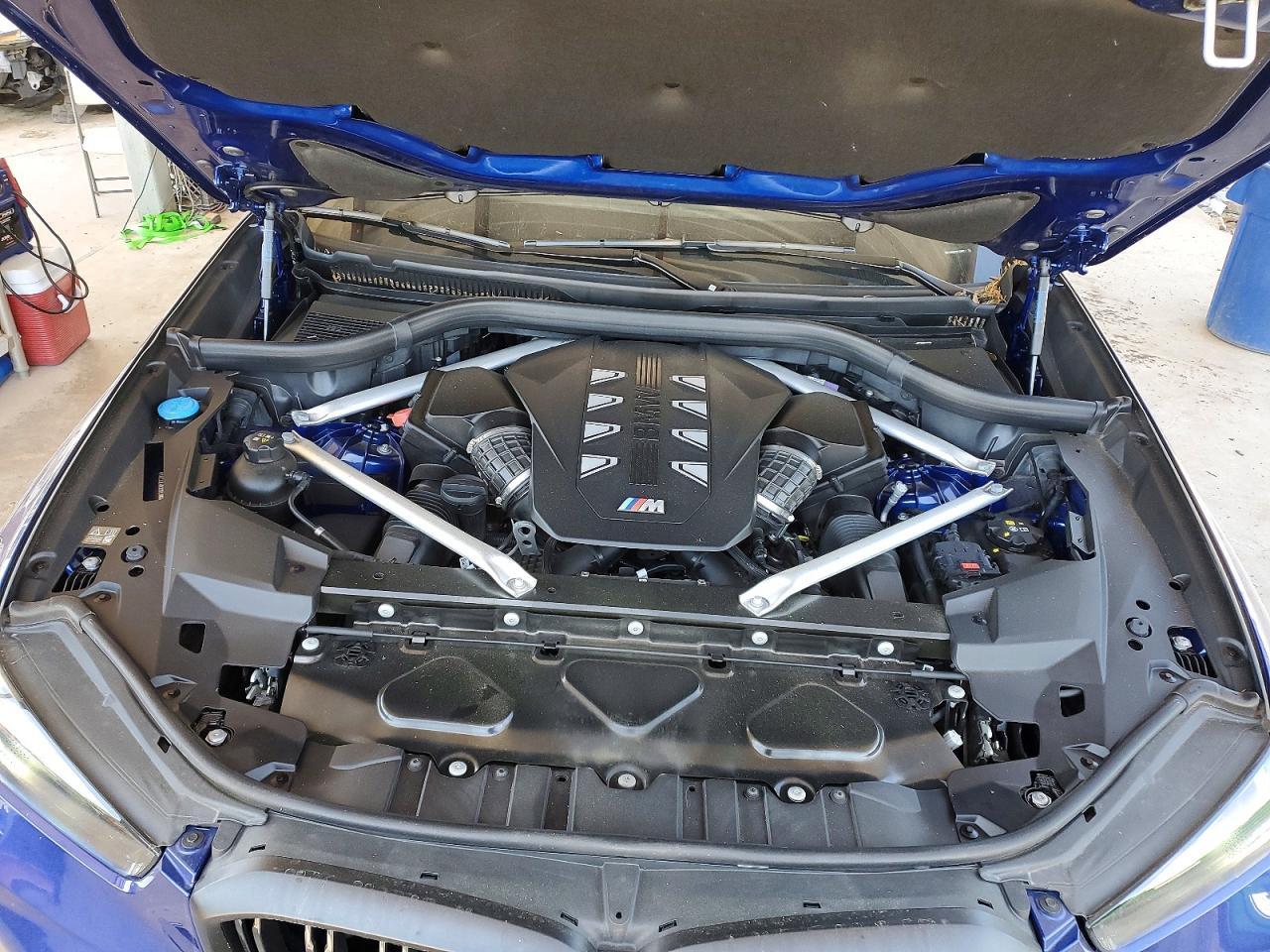 2025 BMW X5 M60I - zdjęcie 11