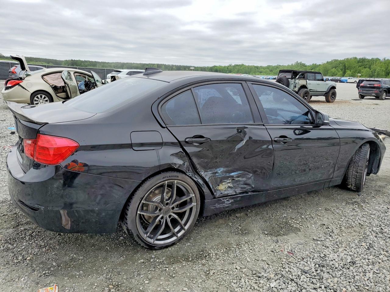 2014 BMW 328 I - zdjęcie 3
