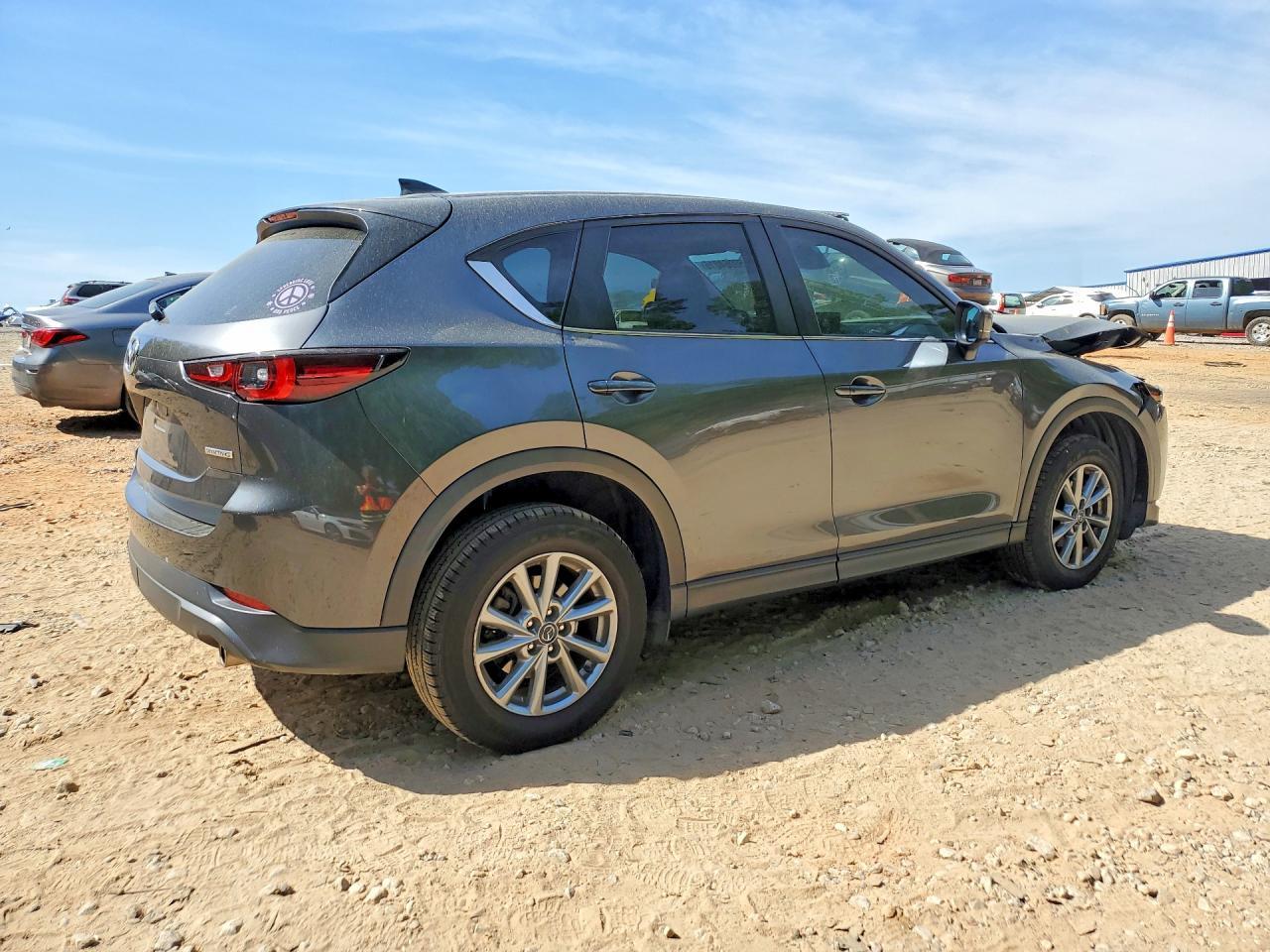 2023 Mazda Cx-5 Preferred - zdjęcie 3