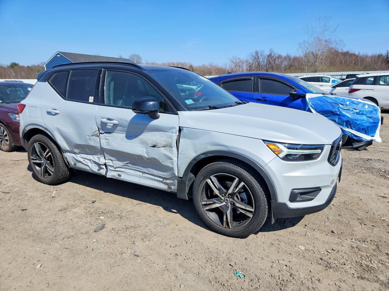 2021 Volvo Xc40 T5 R-Design - zdjęcie 4