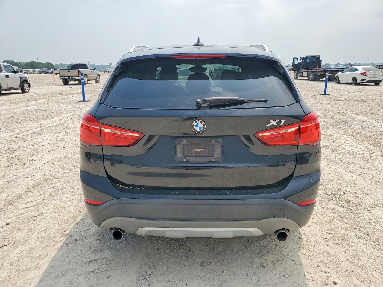 2017 BMW X1 xDrive28I - zdjęcie 6