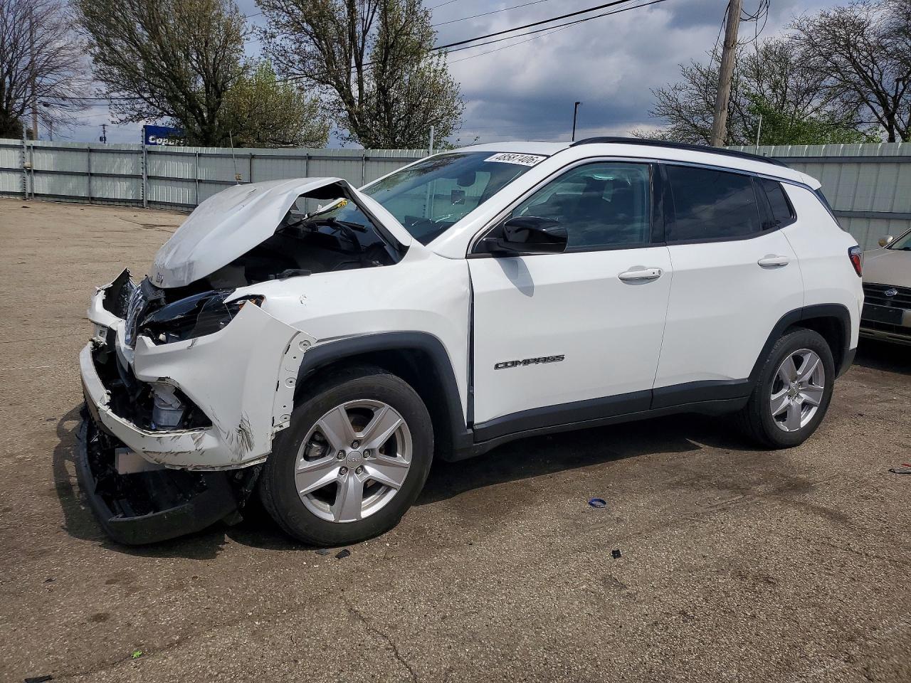 2022 Jeep Compass Latitude - zdjęcie główne