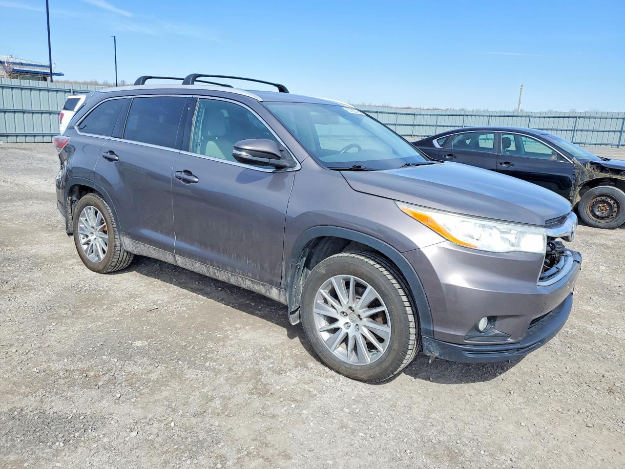 2015 Toyota Highlander Xle - zdjęcie 4