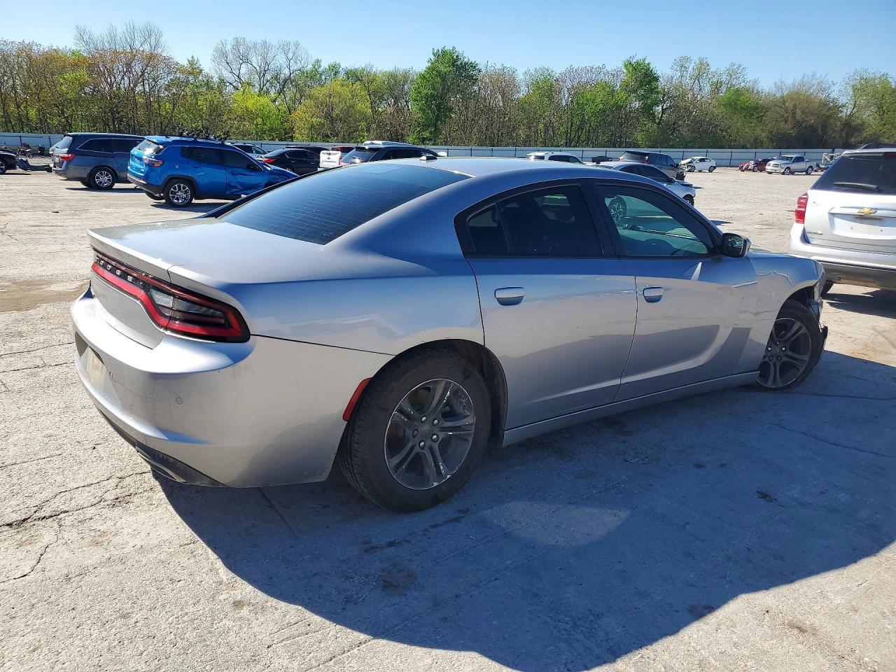2017 Dodge Charger Se - zdjęcie 3