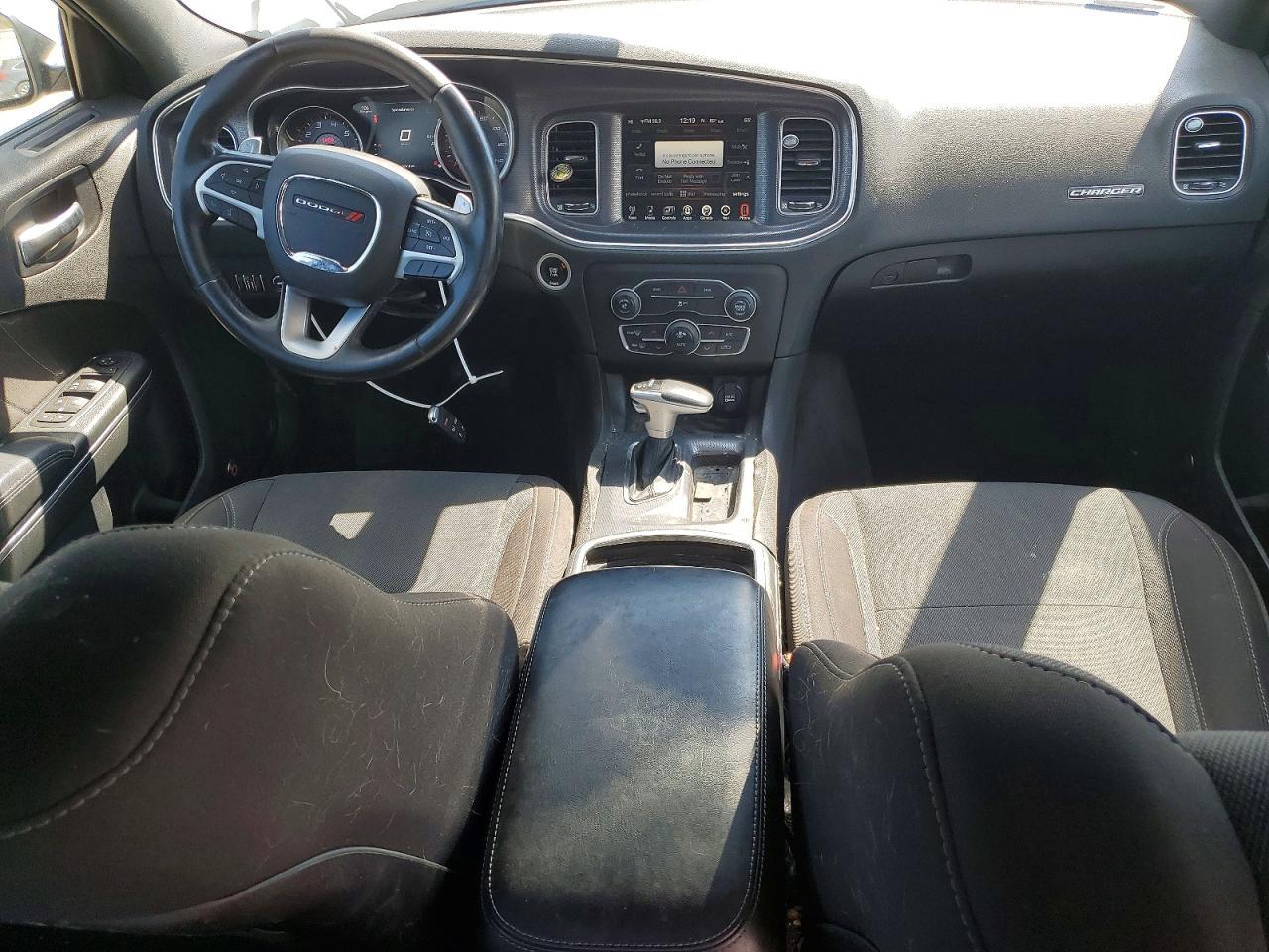 2015 Dodge Charger Sxt - zdjęcie 8