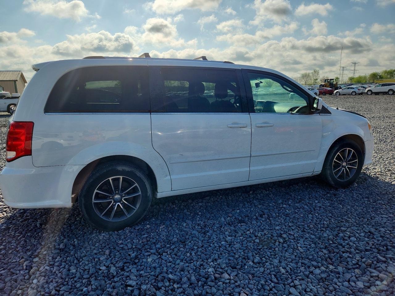2017 Dodge Grand Caravan Sxt - zdjęcie 3