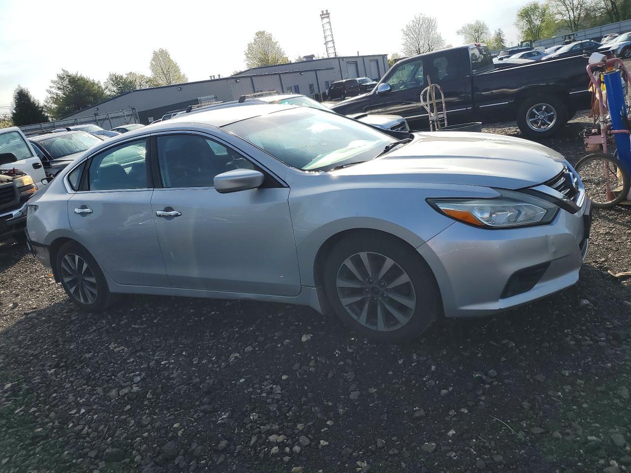 2016 Nissan Altima 2.5 Sv - zdjęcie 4