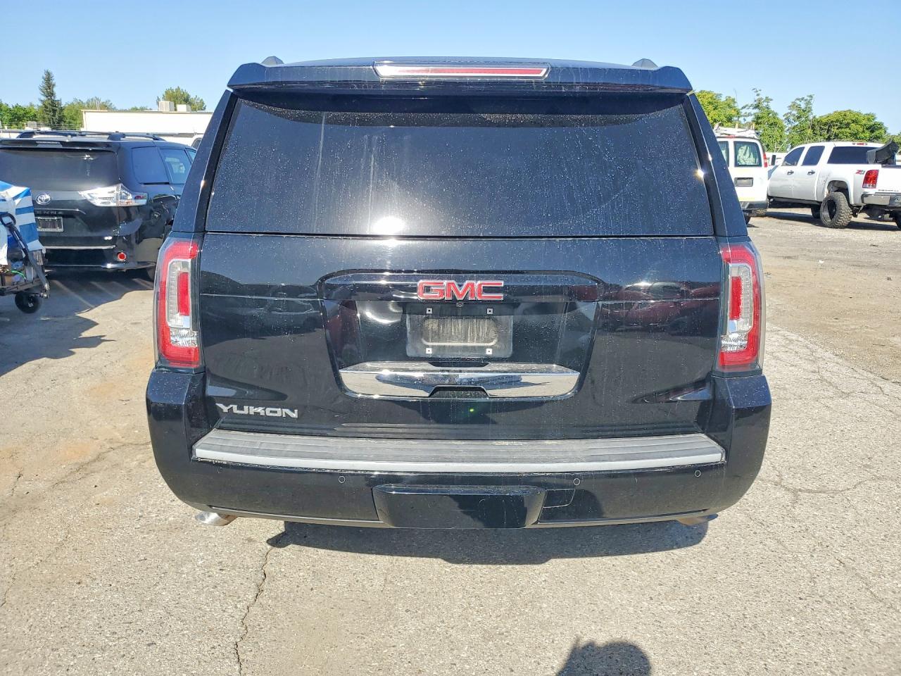 2018 GMC Yukon Slt - zdjęcie 6