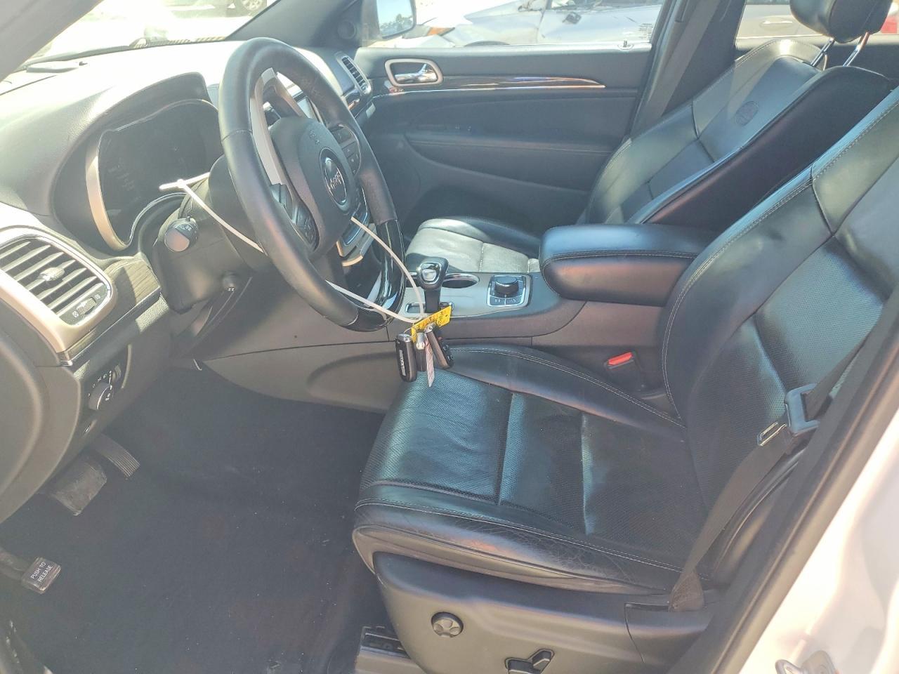 2014 Jeep Grand Cherokee Overland - zdjęcie 7