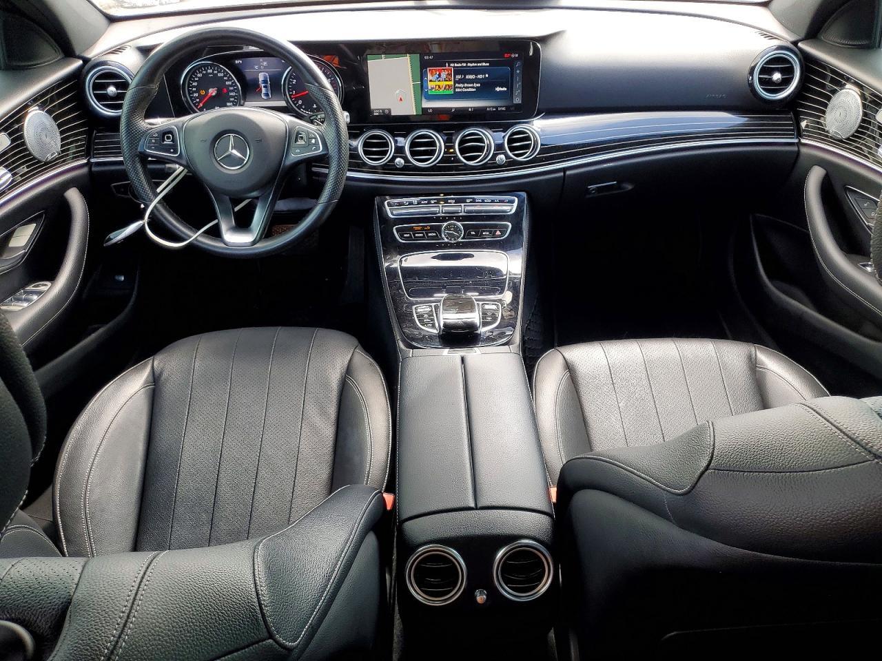 2017 Mercedes-Benz E 300 - zdjęcie 8