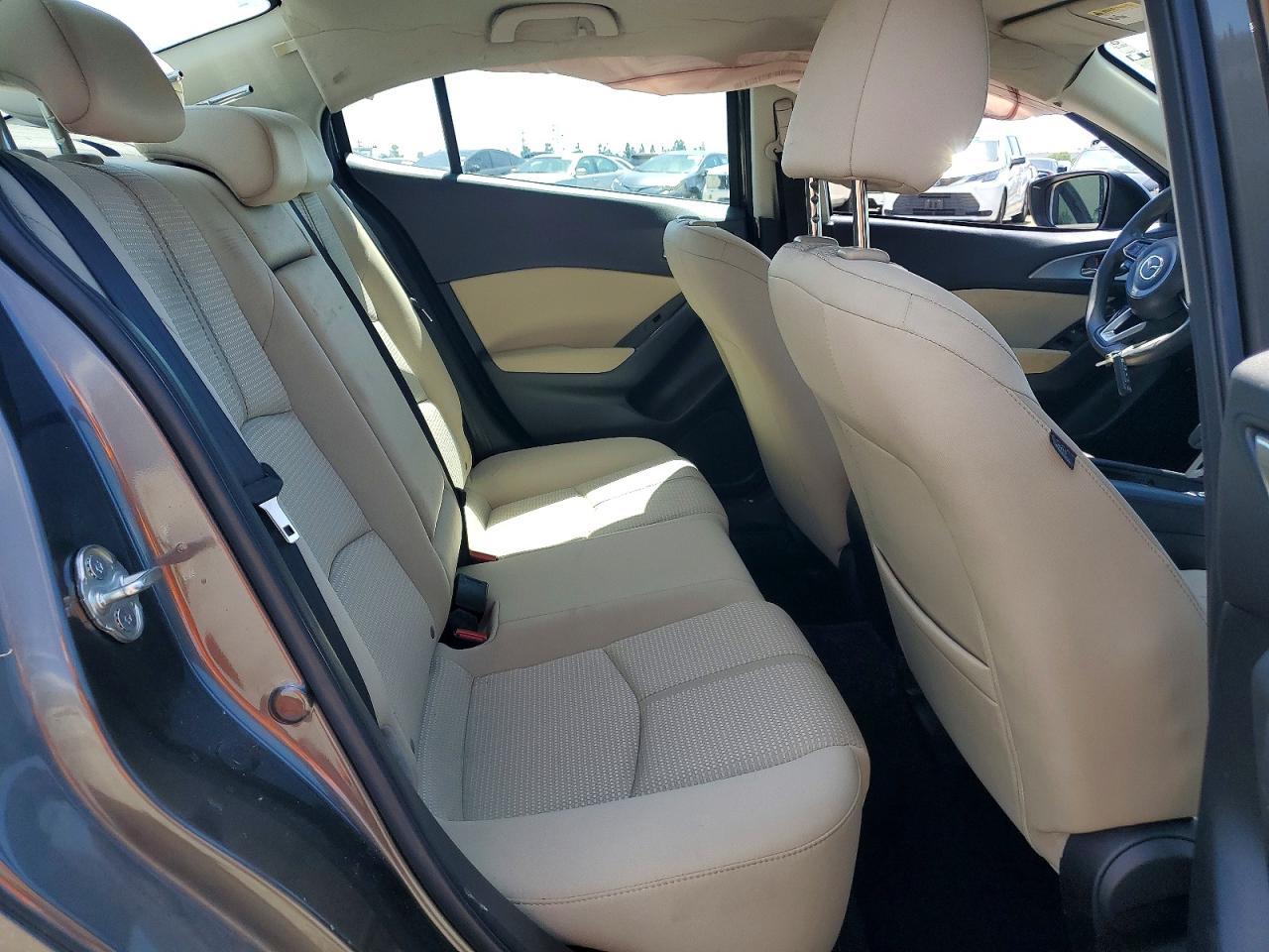 2018 Mazda 3 Sport - zdjęcie 10