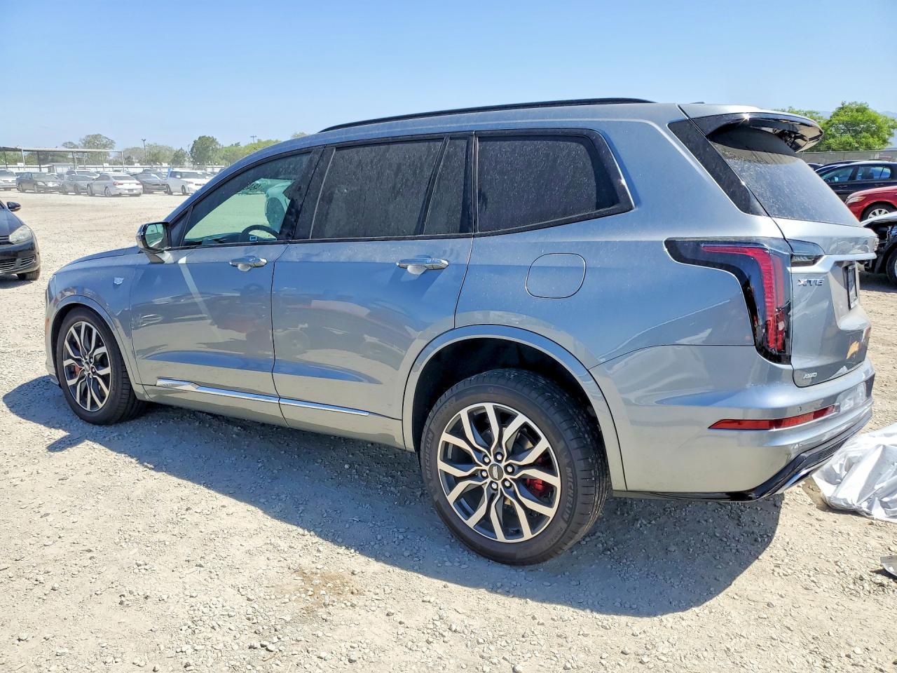 2024 Cadillac Xt6 Sport - zdjęcie 2