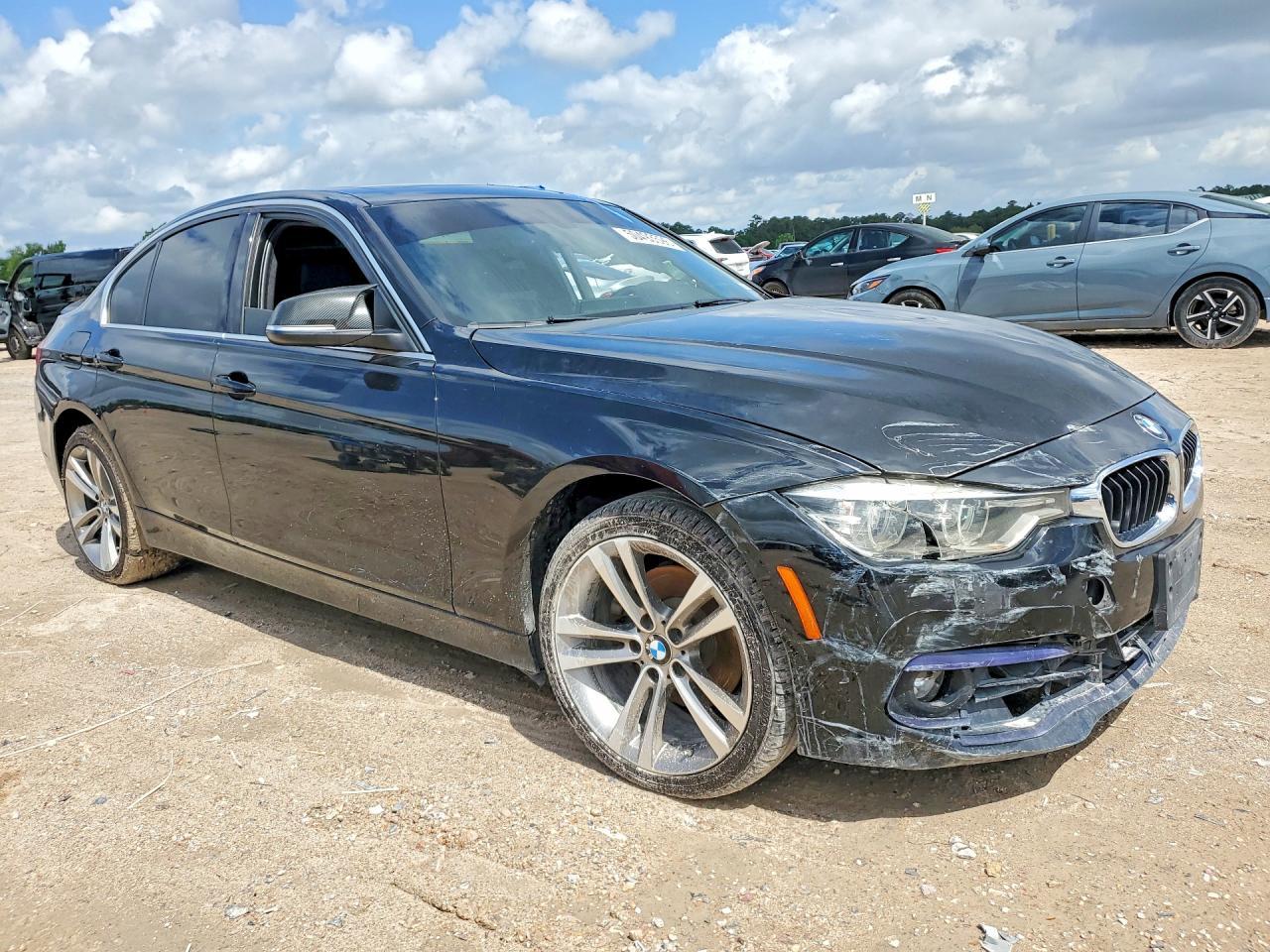 2018 BMW 330 Xi - zdjęcie 4