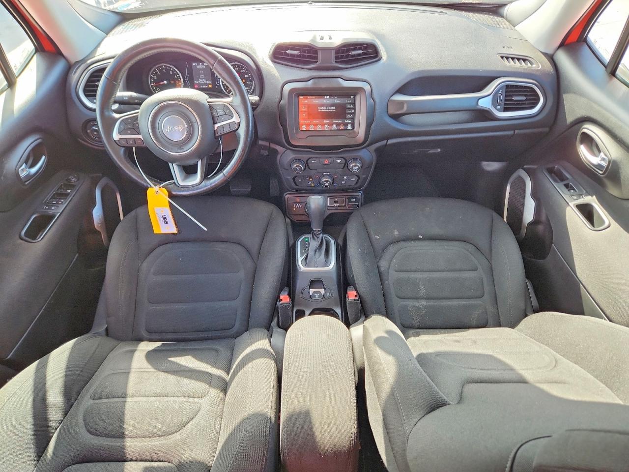 2018 Jeep Renegade Latitude - zdjęcie 8