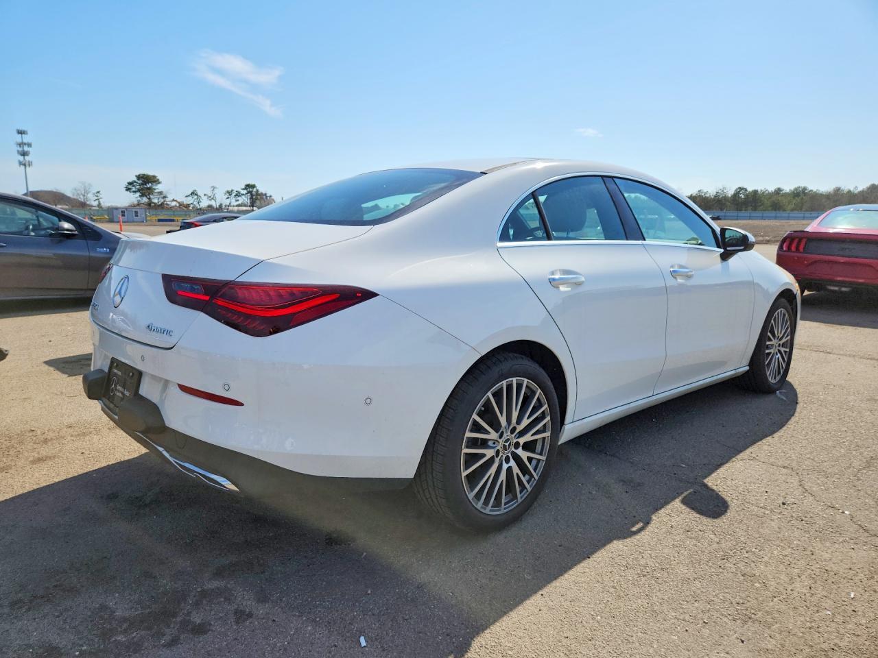 2025 Mercedes-Benz Cla 250 4Matic - zdjęcie 3
