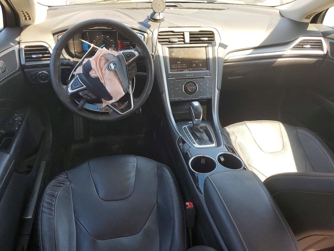 2013 Ford Fusion Titanium - zdjęcie 8