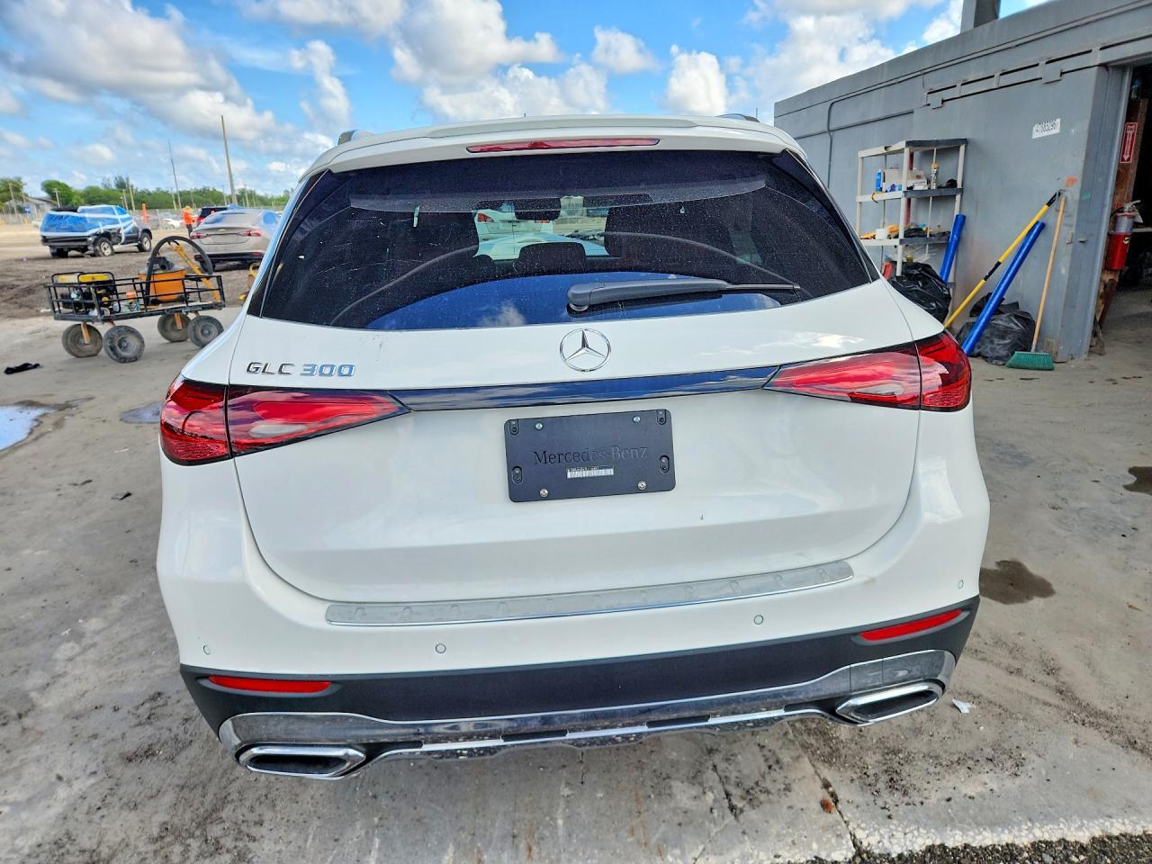 2026 Mercedes-Benz Glc 300 - zdjęcie 6