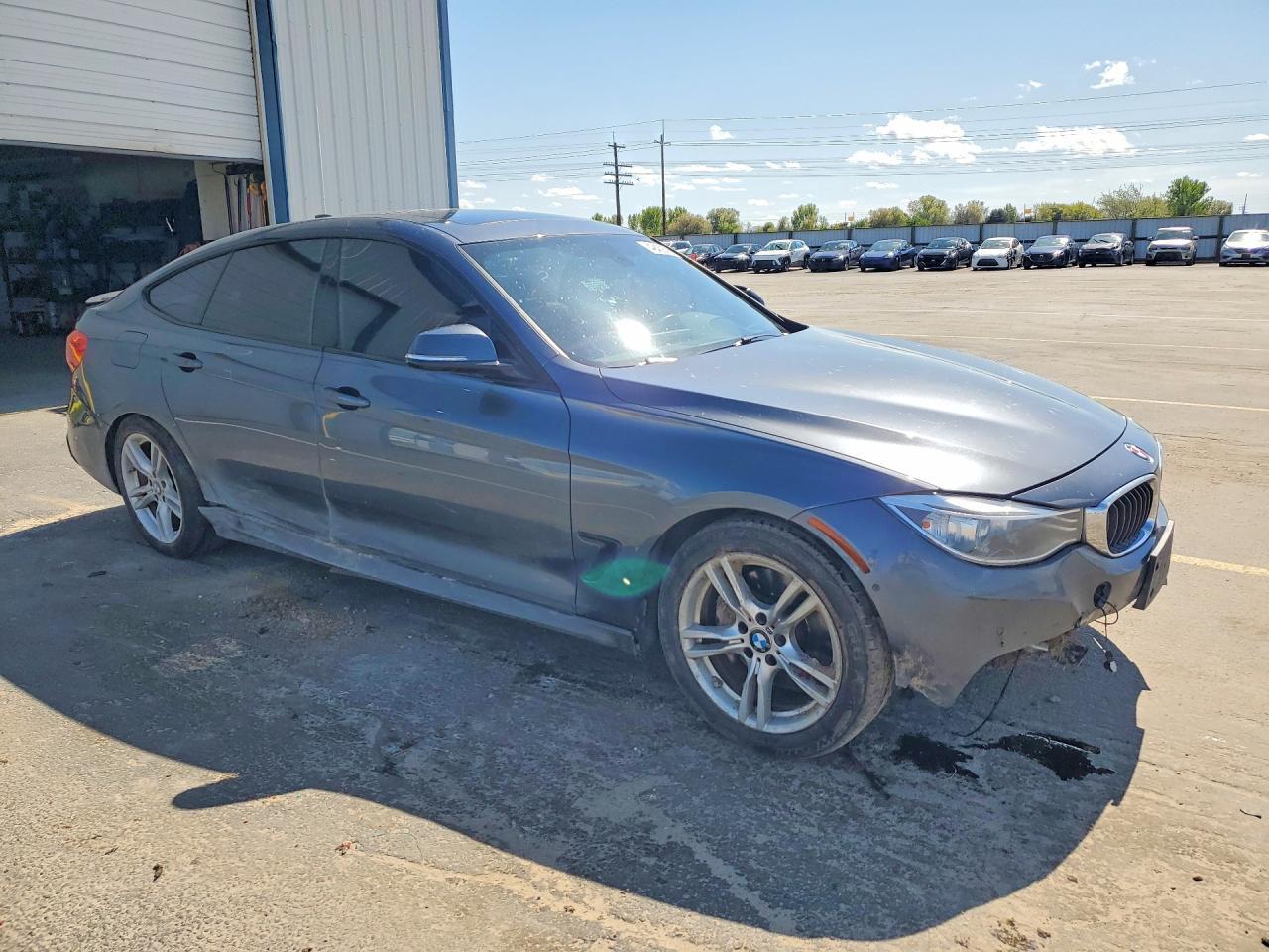 2015 BMW 335 Xigt - zdjęcie 4