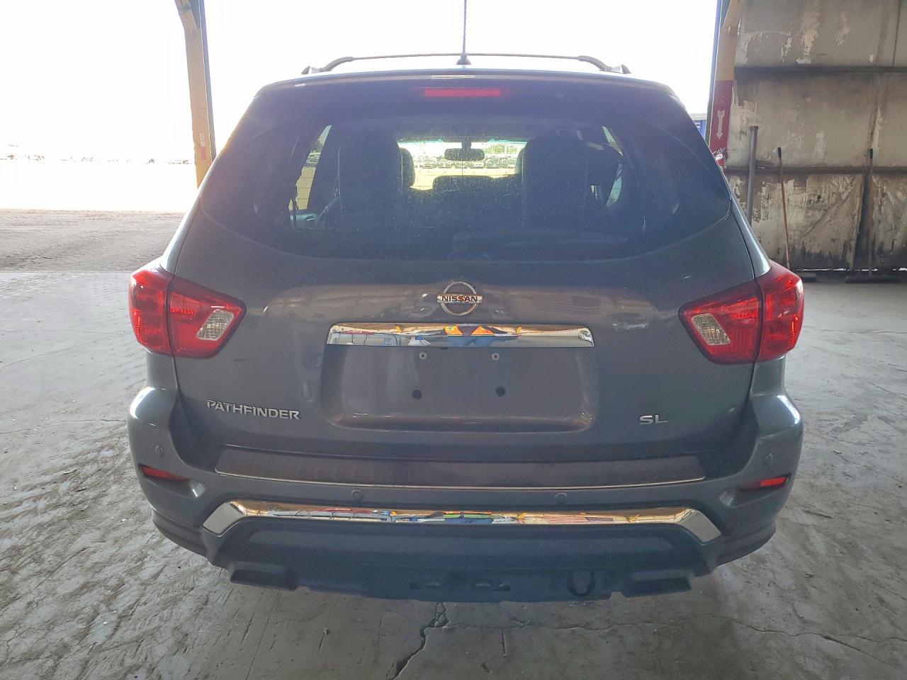 2017 Nissan Pathfinder Sl - zdjęcie 6