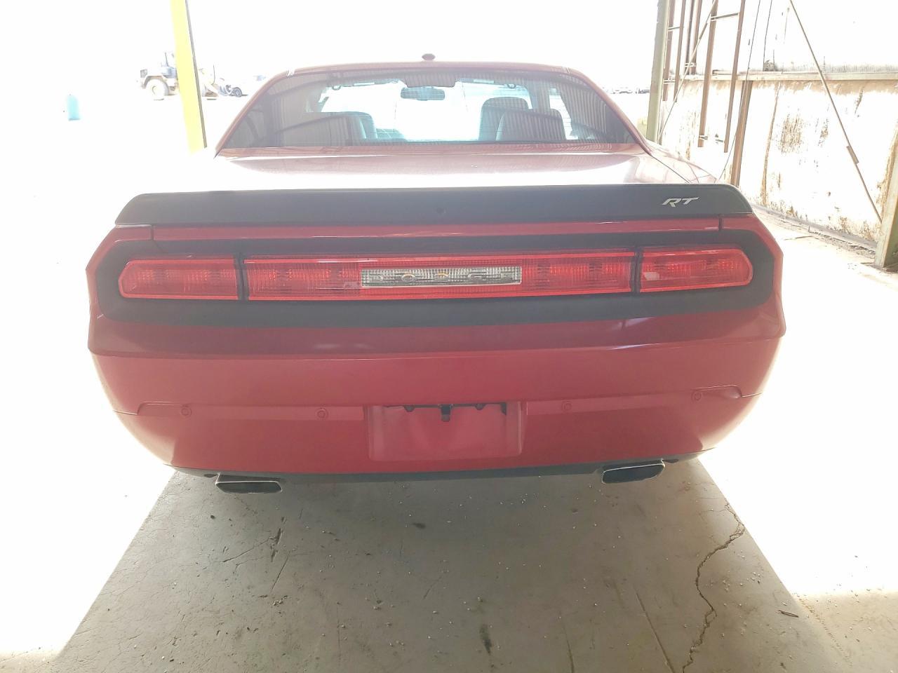 2013 Dodge Challenger R - zdjęcie 6