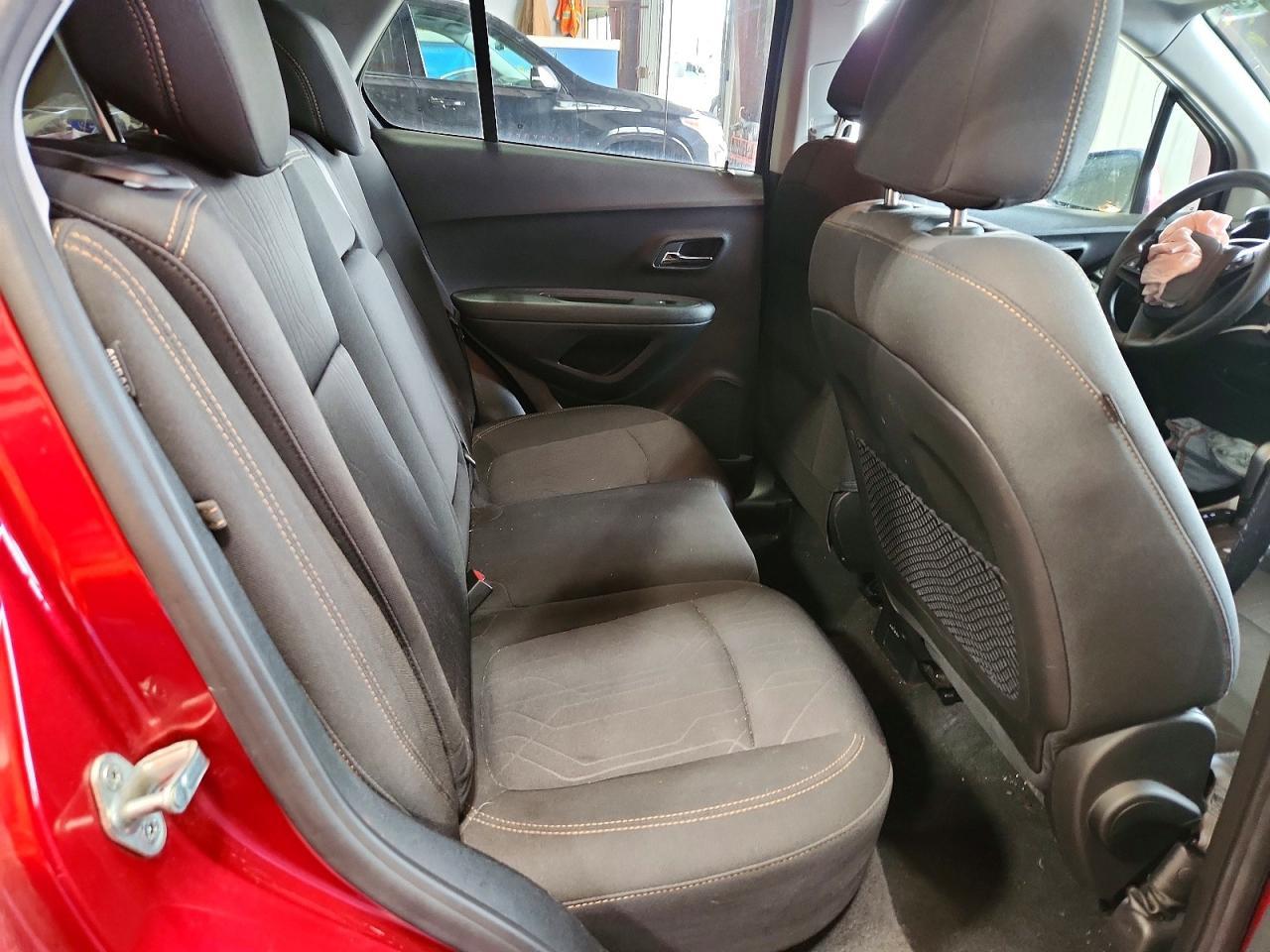 2020 Chevrolet Trax 1Lt - zdjęcie 10