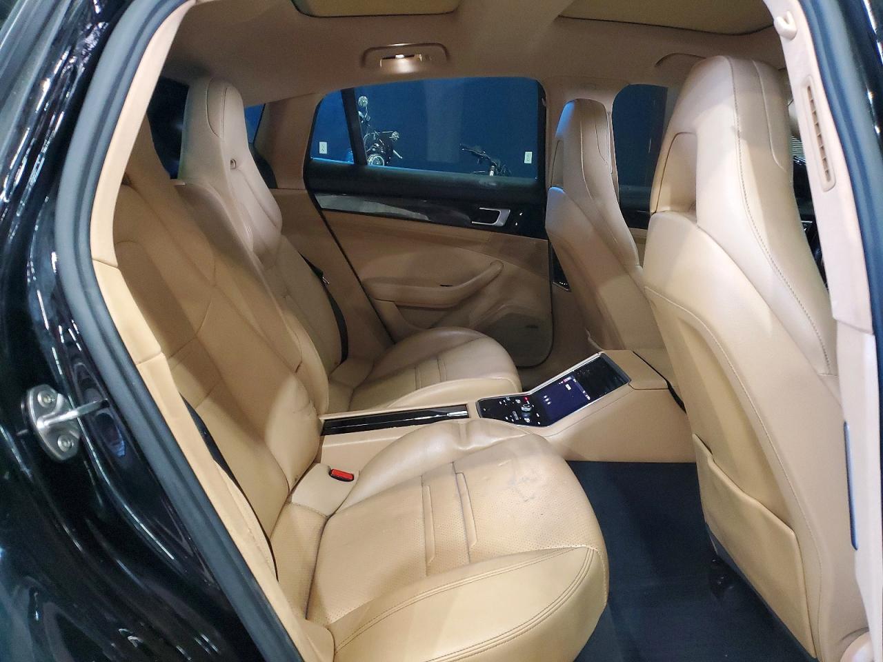2018 Porsche Panamera 4 E-Hybrid - zdjęcie 10
