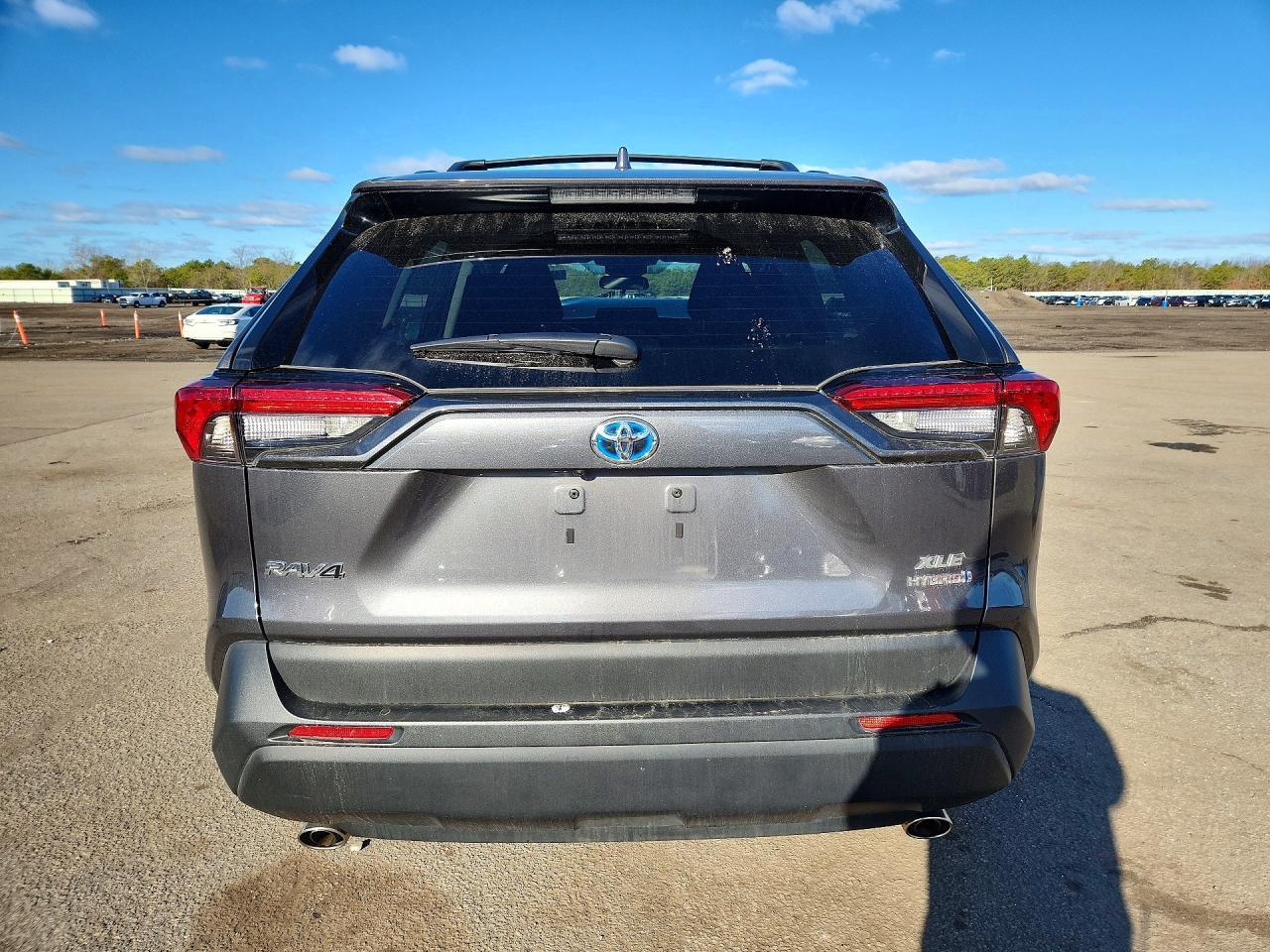 2024 Toyota Rav4 Hybrid Xle - zdjęcie 6