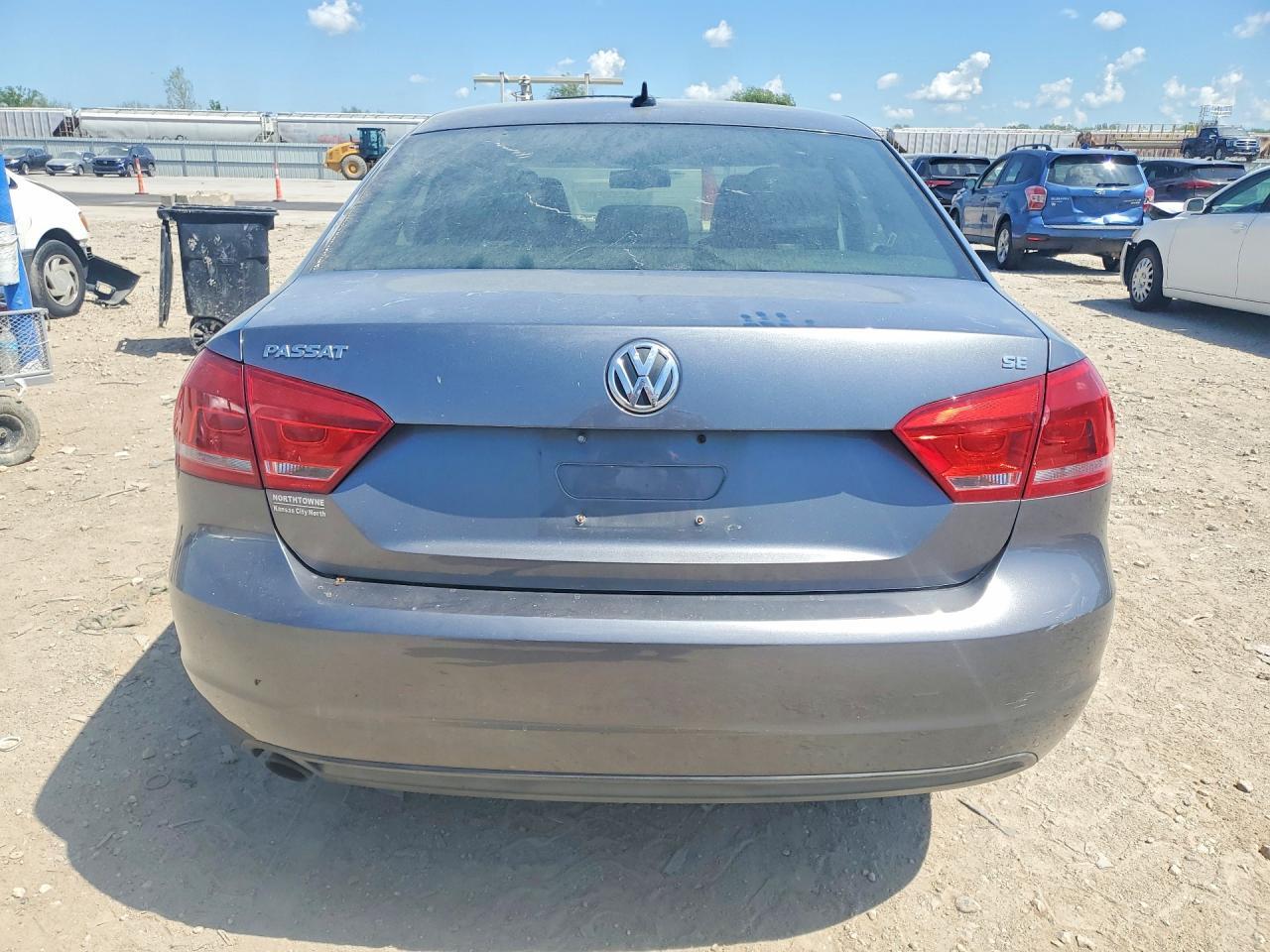 2013 Volkswagen Passat - zdjęcie 6