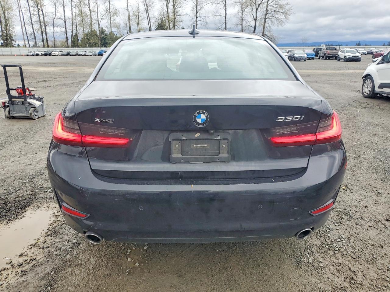 2019 BMW 330Xi - zdjęcie 6