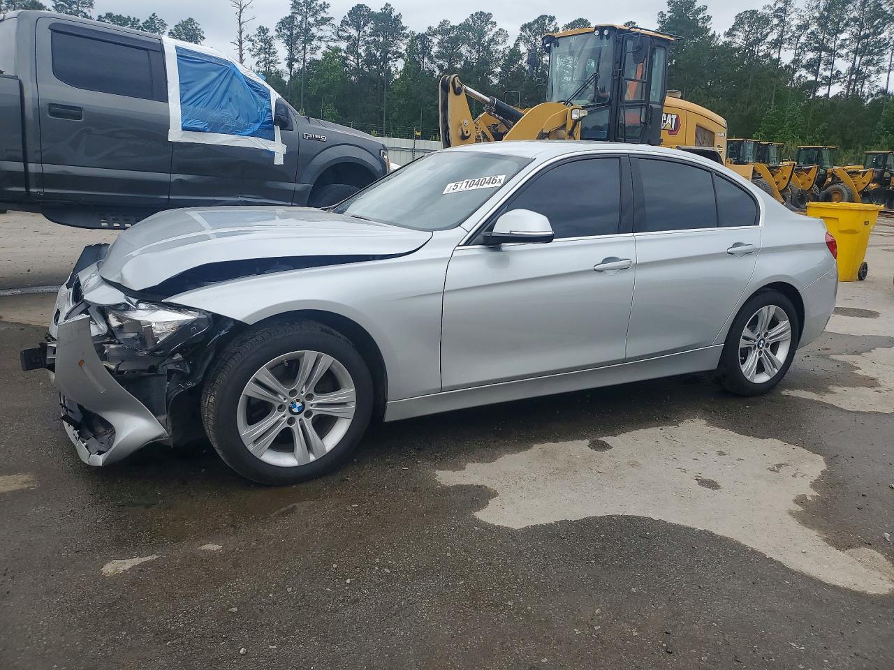 2017 BMW 330 I - zdjęcie główne