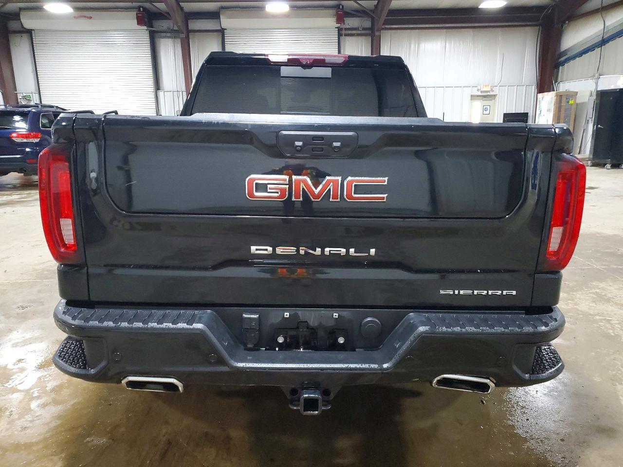 2023 GMC Sierra K1500 Denali - zdjęcie 6