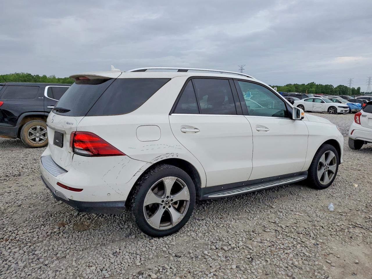 2019 Mercedes-Benz Gle 400 4Matic - zdjęcie 3