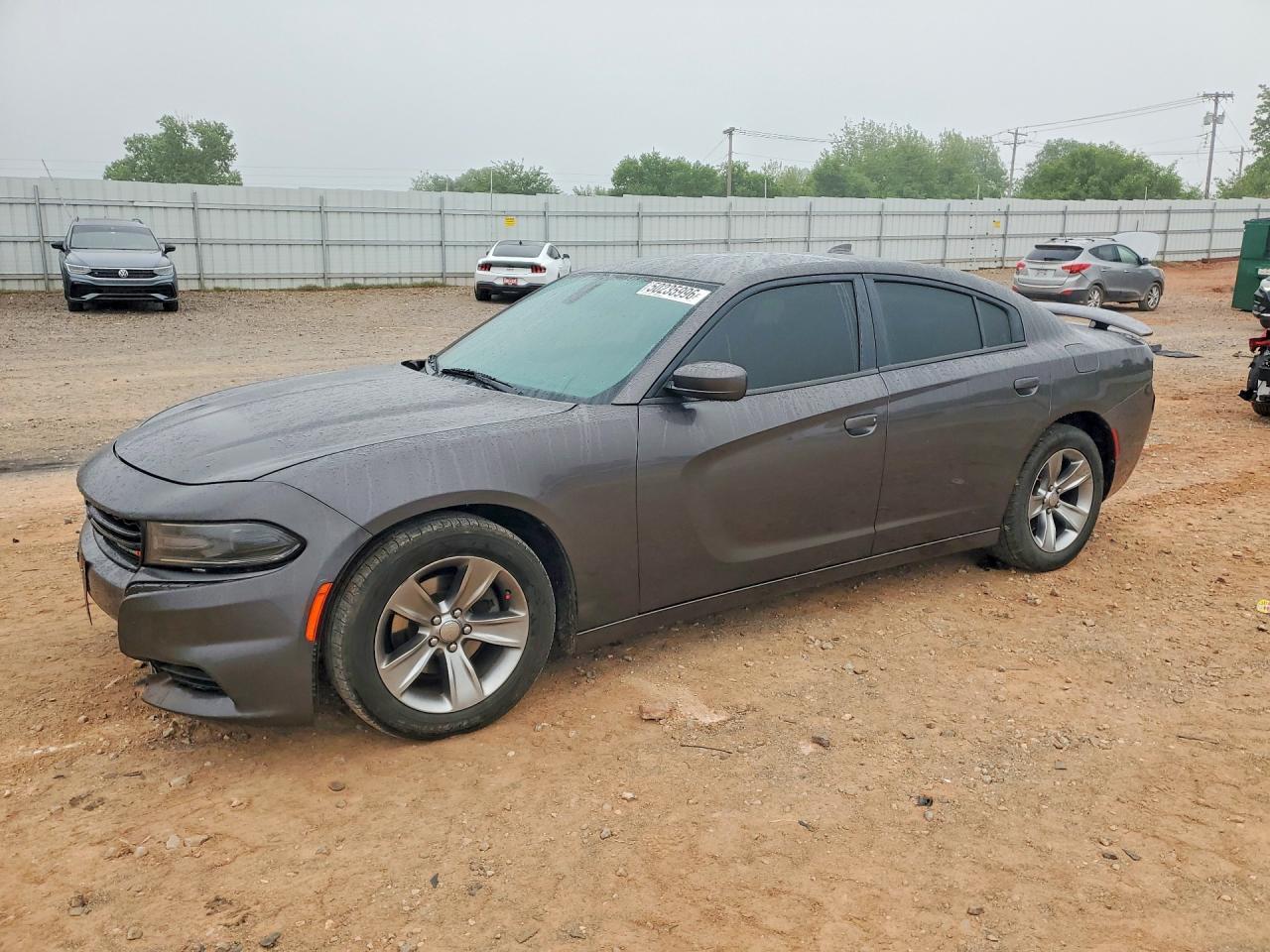 2016 Dodge Charger Sxt - zdjęcie główne