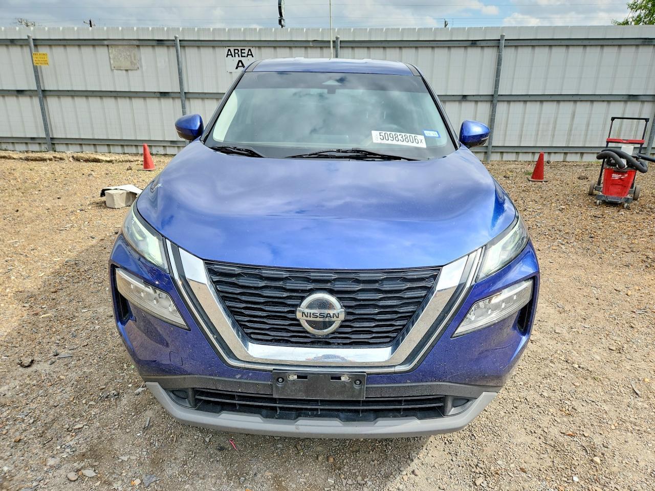 2021 Nissan Rogue Sv - zdjęcie 5