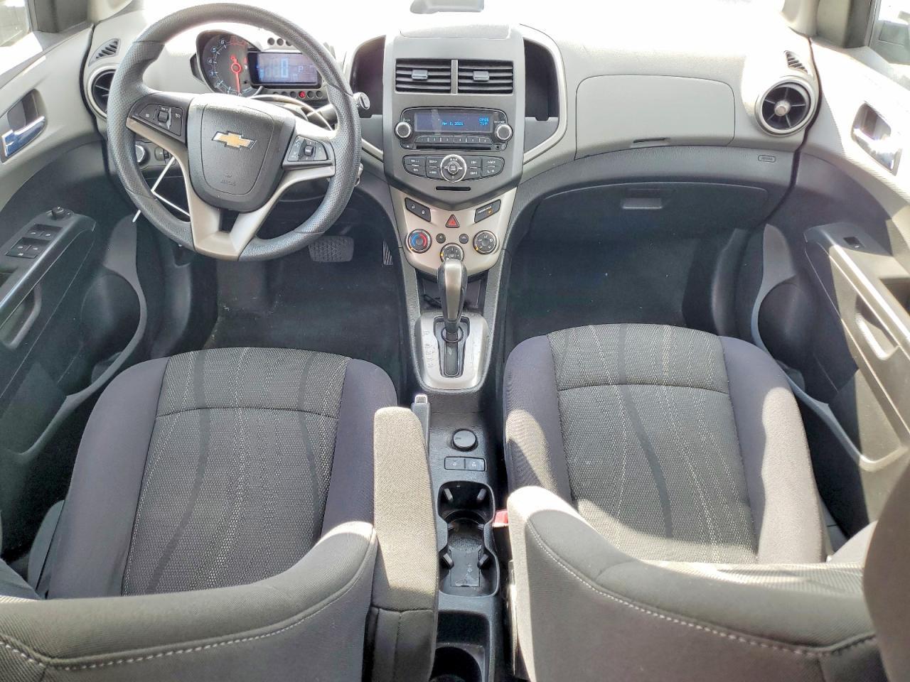 2013 Chevrolet Sonic Lt - zdjęcie 8