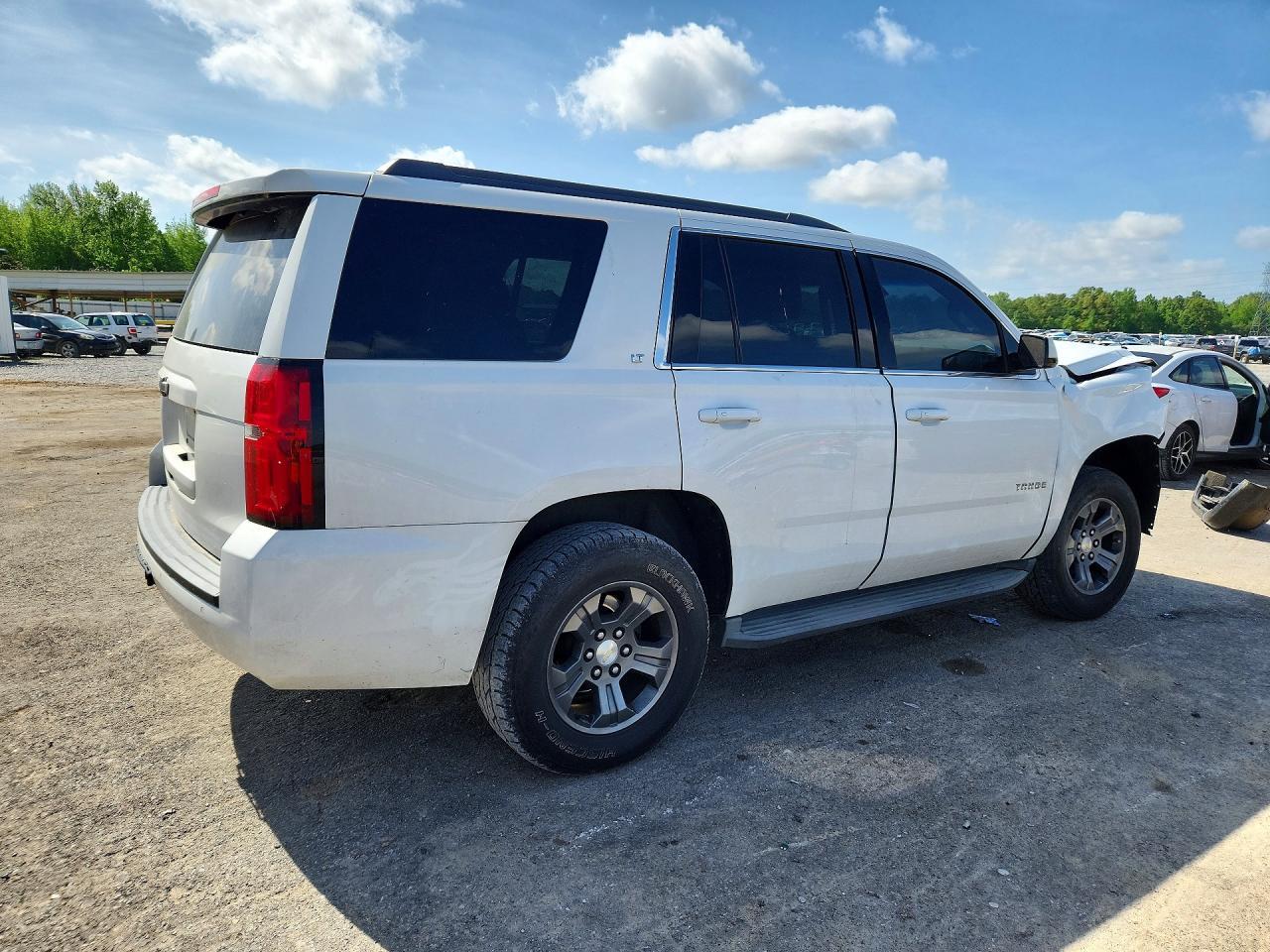 2015 Chev Tahoe - zdjęcie 3