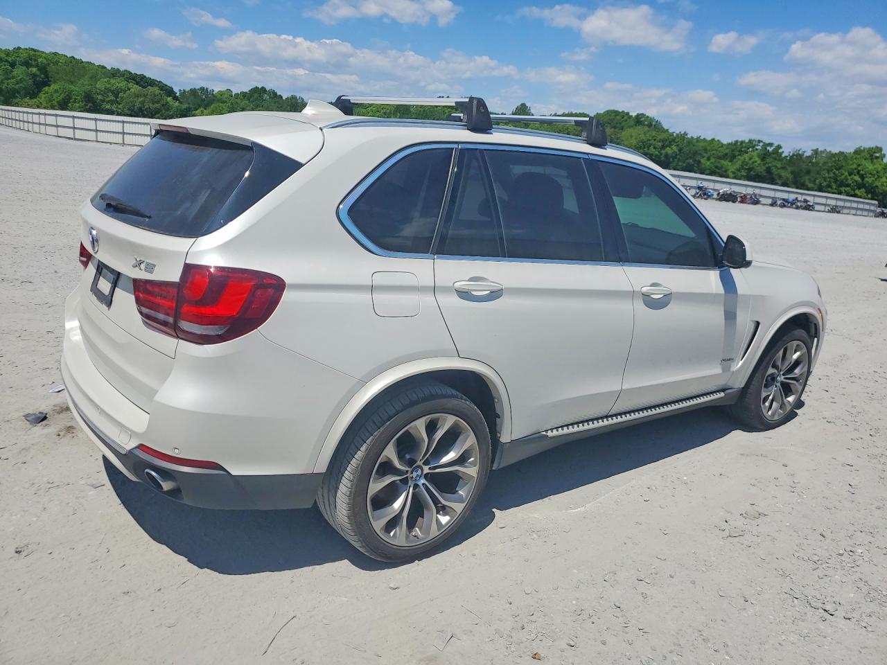 2015 BMW X5 xDrive35I - zdjęcie 3
