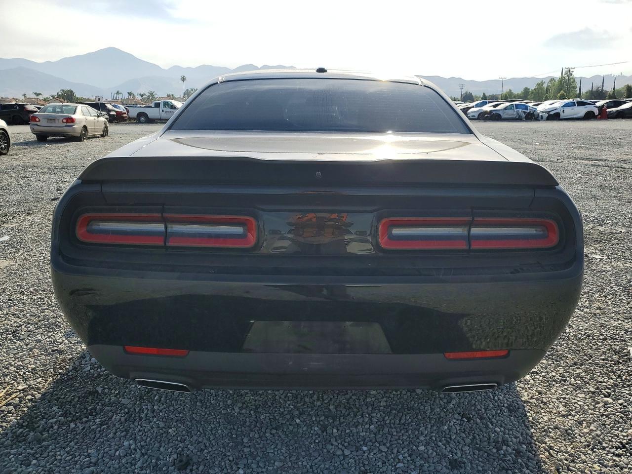 2023 Dodge Challenger Sxt - zdjęcie 6