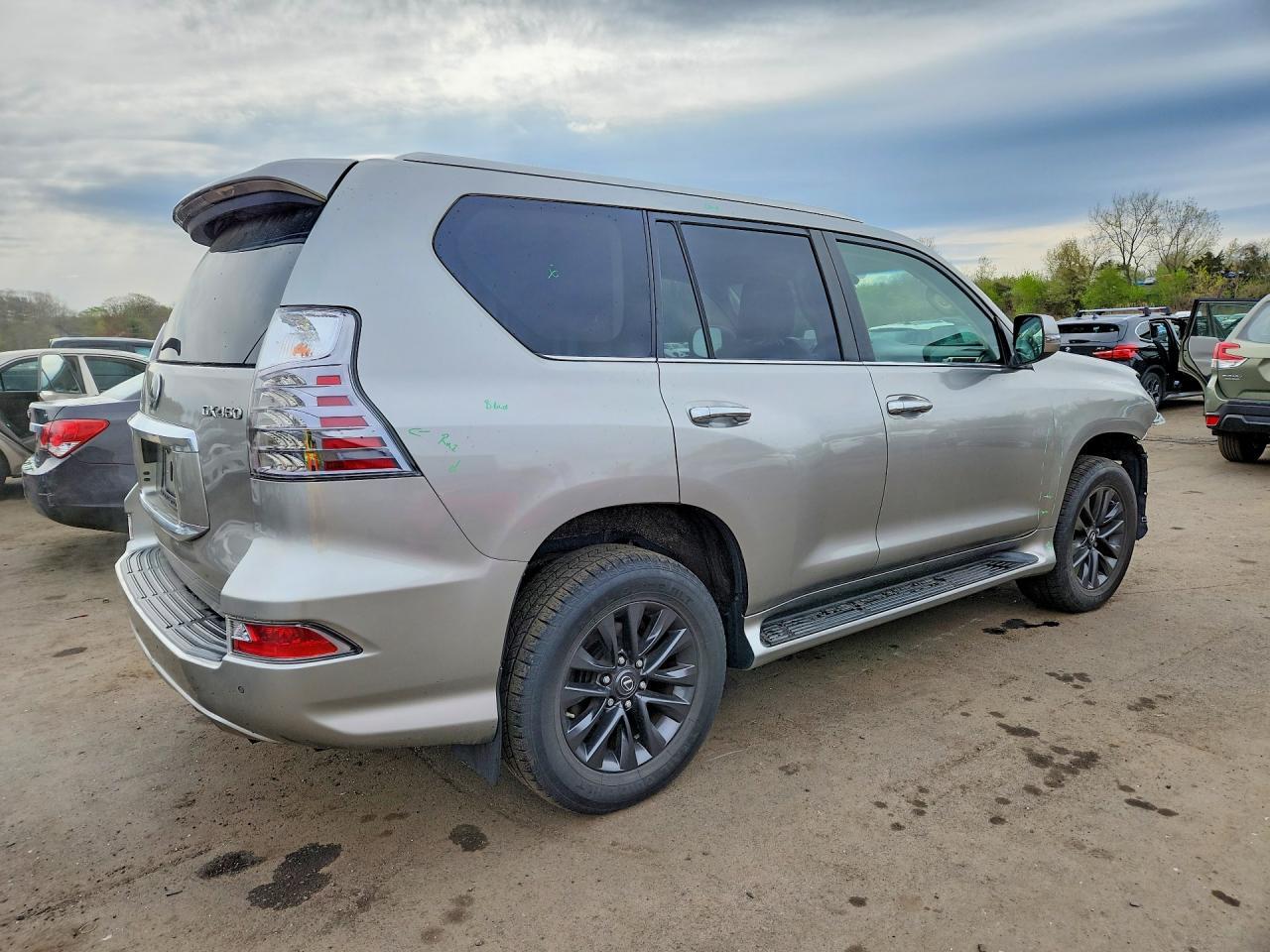 2020 Lexus Gx 460 Base - zdjęcie 3
