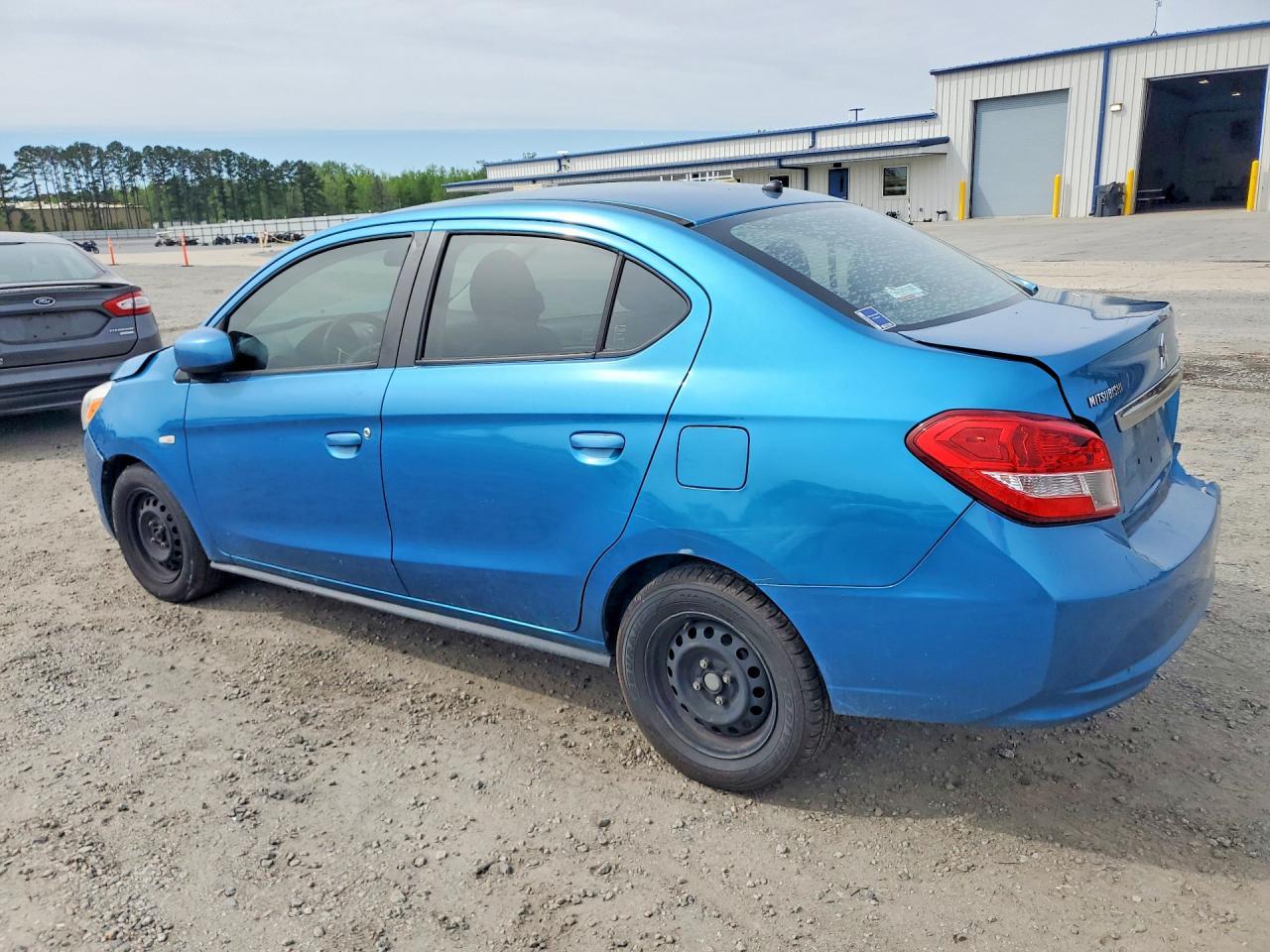 2019 Mitsubishi Mirage G4 Es - zdjęcie 2