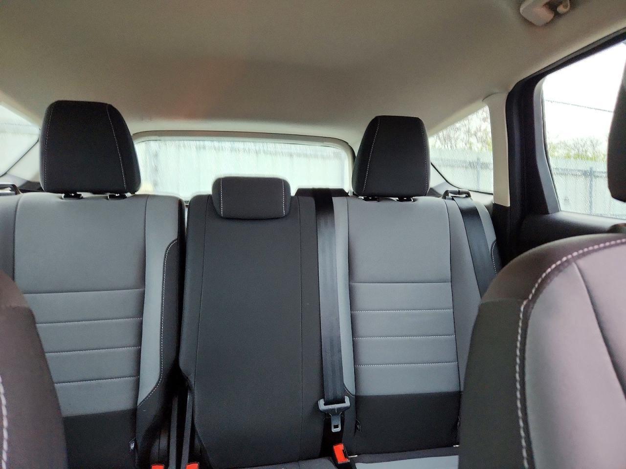 2019 Ford Escape S - zdjęcie 10