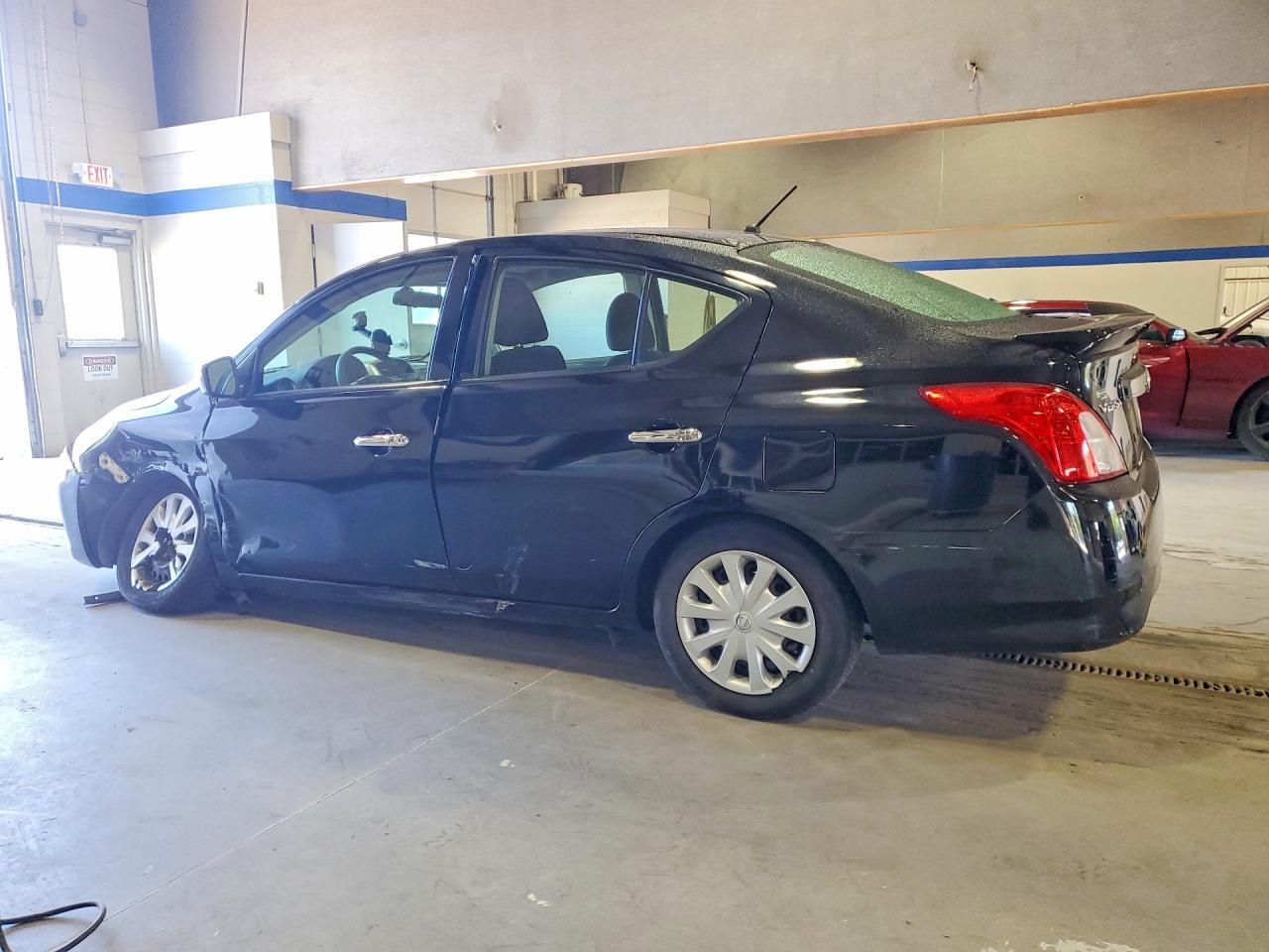 2017 Nissan Versa 1.6 Sv - zdjęcie 2