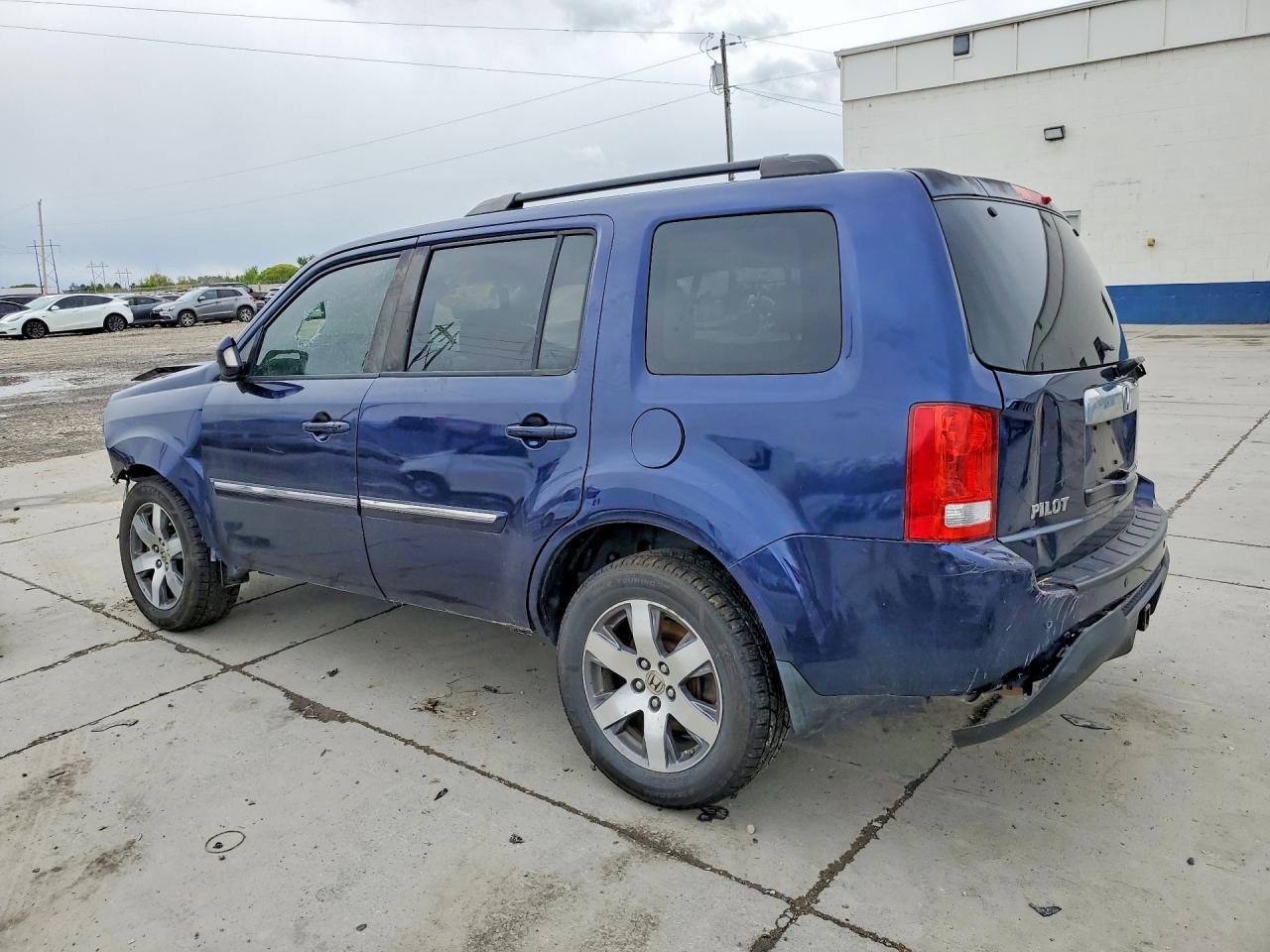 2013 Honda Pilot Touring - zdjęcie 2