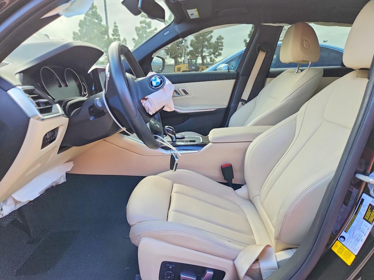 2020 BMW 330I - zdjęcie 7