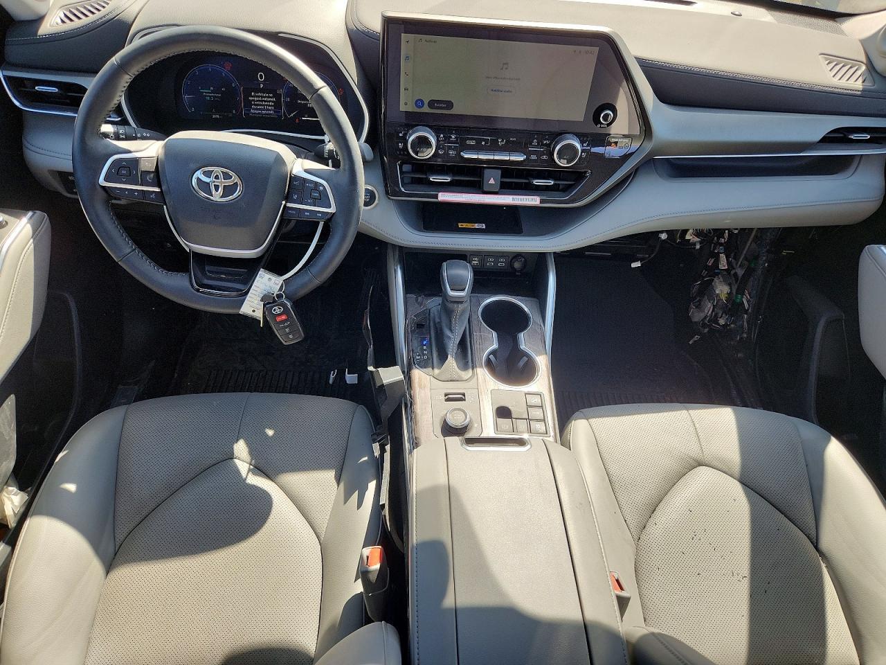 2024 Toyota Highlander Limited - zdjęcie 8